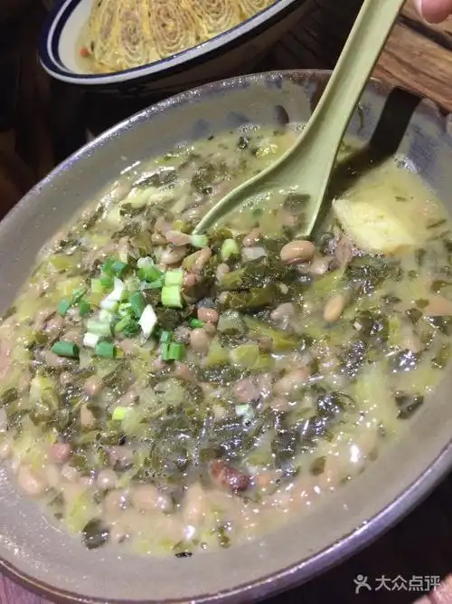 树厨地道黔菜餐厅(贵阳大十字店)酸菜烩小豆图片 - 第1张