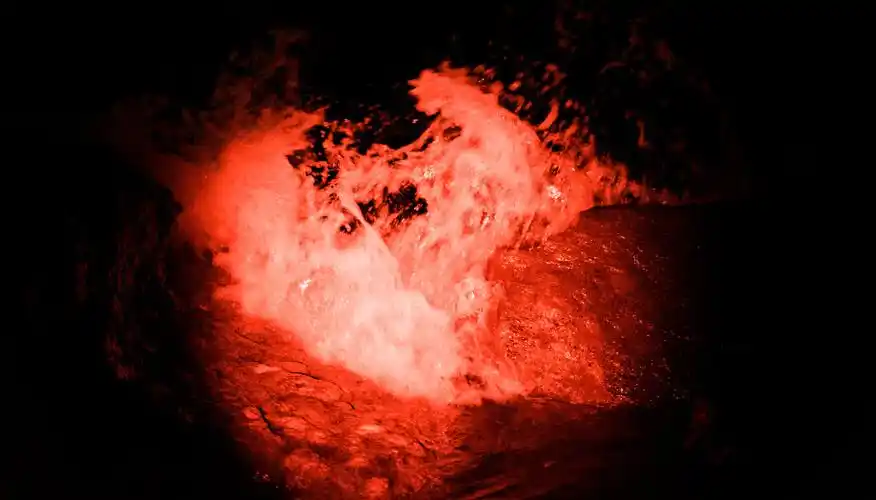 昏暗的光线20201002