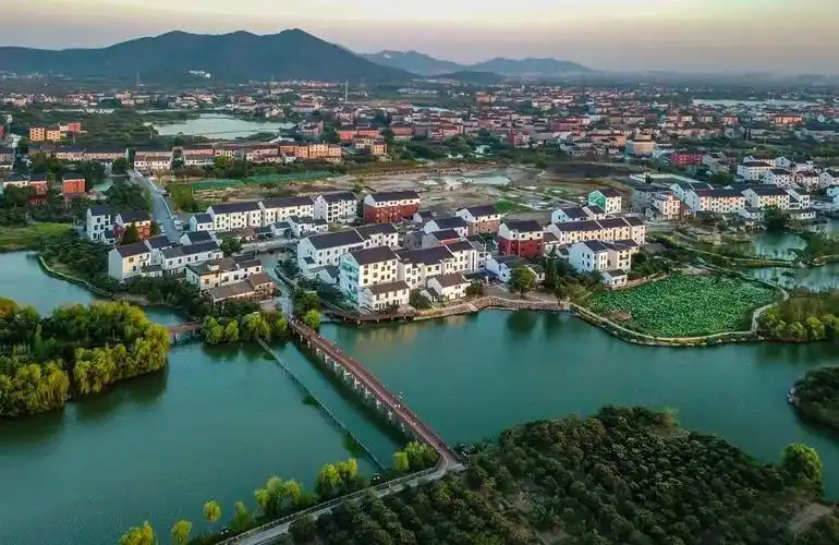 远离喧嚣,遗世独立,余杭这座千年古镇宛如一幅水墨画!