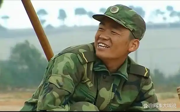 《士兵突击》:许三多独守半年兵营,背后深意让人感慨万分!