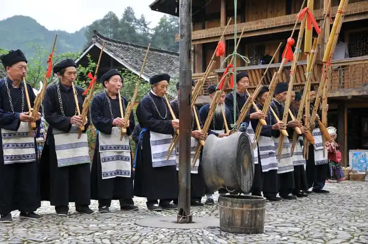 郎德,巴拉河上的一朵明珠——雷山县郎德镇走在建设