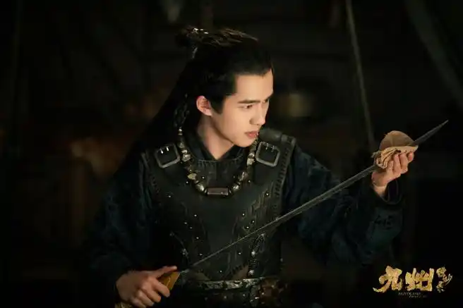 超话#刘昊然九州缥缈录#  你是雨夜复仇时面对赤牙凛冽决绝的阿苏勒