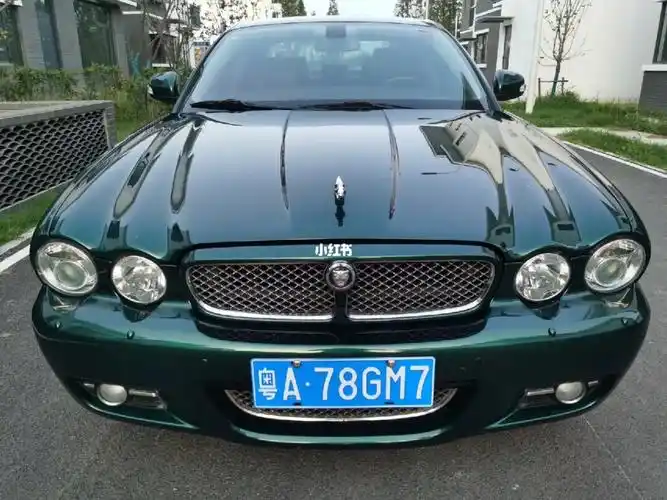 经典四眼捷豹xj系列地盘代号x358