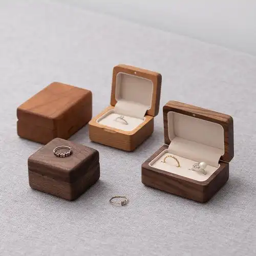 木町生日礼物结婚对戒戒指盒求婚高档钻戒盒新婚婚礼仪式婚戒盒