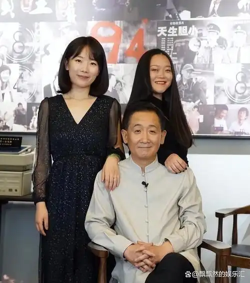 著名演员梁天:自卑中走出来的明星,前妻后妻的孩子都是我的骄傲