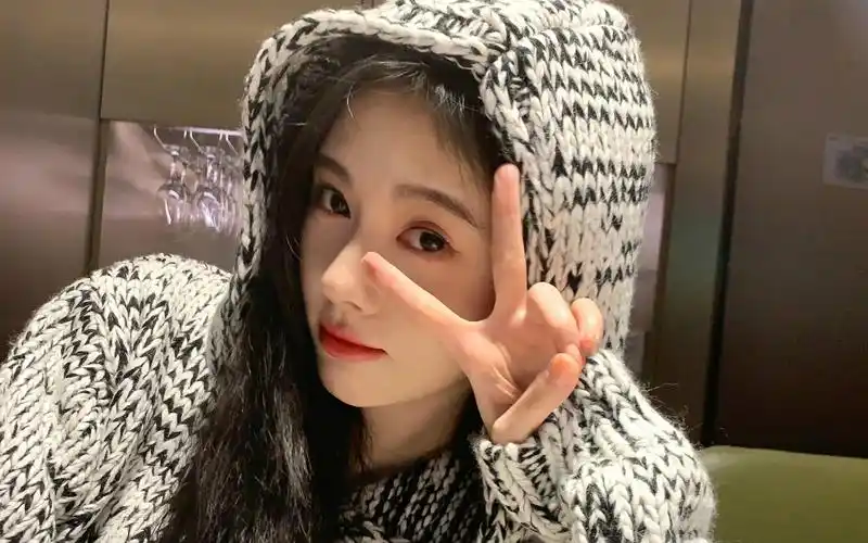 鞠婧祎快手短视频更新第三十弹