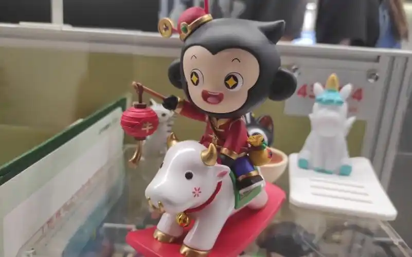 猿辅导牛年手办开箱