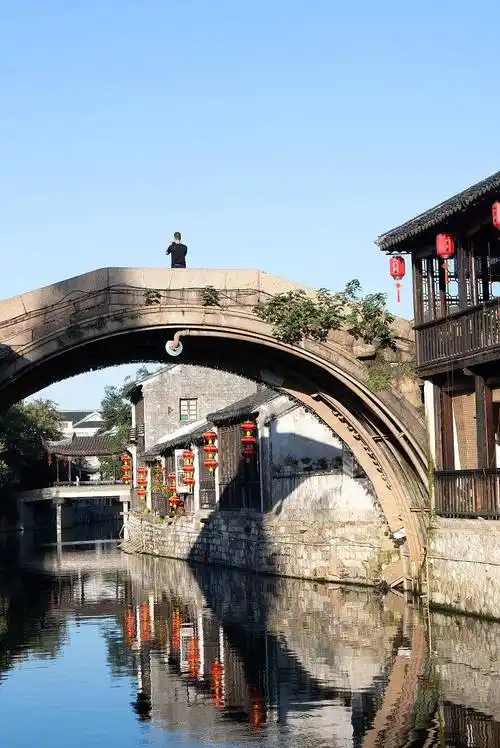 湖州南浔古镇广惠桥:历史的见证与文化的传承_古桥_记忆_游客