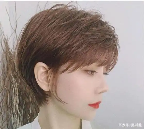 如何烫发短发好看,质地烫发才能满足你的要求