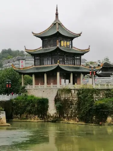 贵阳标志性建筑——甲秀楼