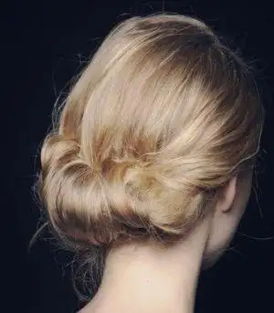 法式低发髻慵懒随意 法式后盘发髻