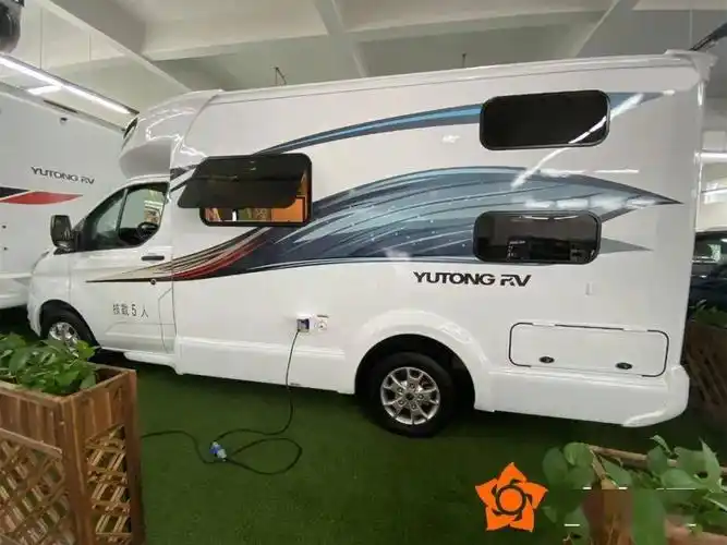 房车实拍丨福特c520房车驾驶体验一流40万内最具性价比