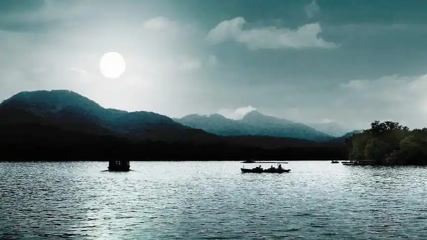 啸天说诗孤篇横绝竟为大家不一样的春江花月夜上