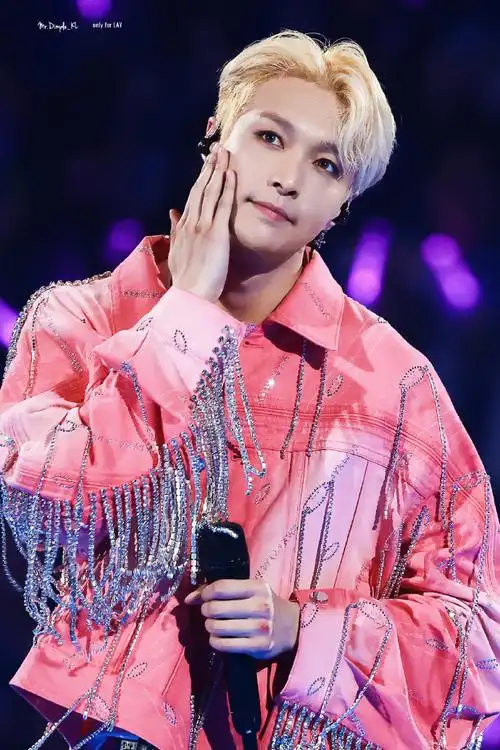 张艺兴[超话]##张艺兴1007生日快乐