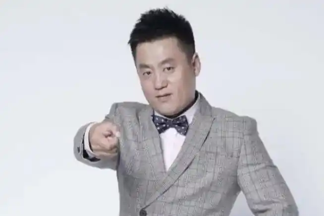 宋晓峰(二人转演员)