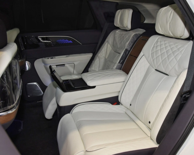 红旗e-hs9在空间方面的表现毋庸置疑.