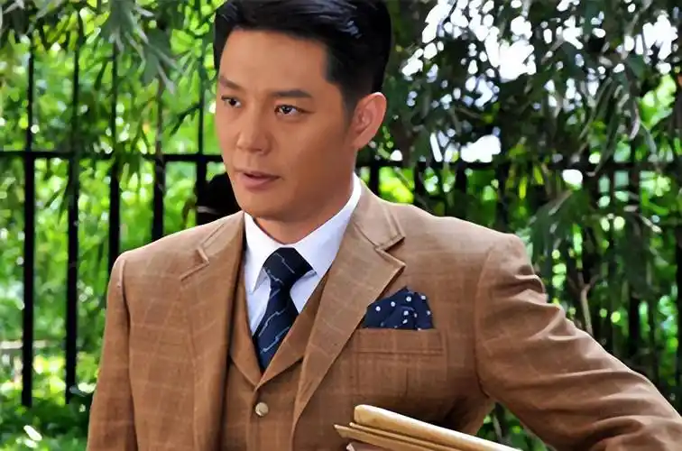 被曝已移居当地,住均价3万高档小区_傅程鹏_生活_内地