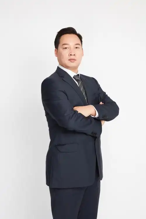 "银谷金融科技研究院院长王宝博士在该白皮书的序言