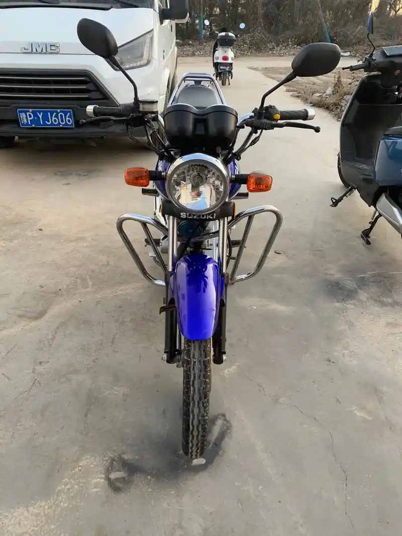 精品铃木gsx125.更多现车到店咨询.卖车不报价,报价你害 - 抖音