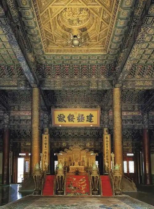 城荐世界现存最大的木建筑故宫太和殿当年有多难建