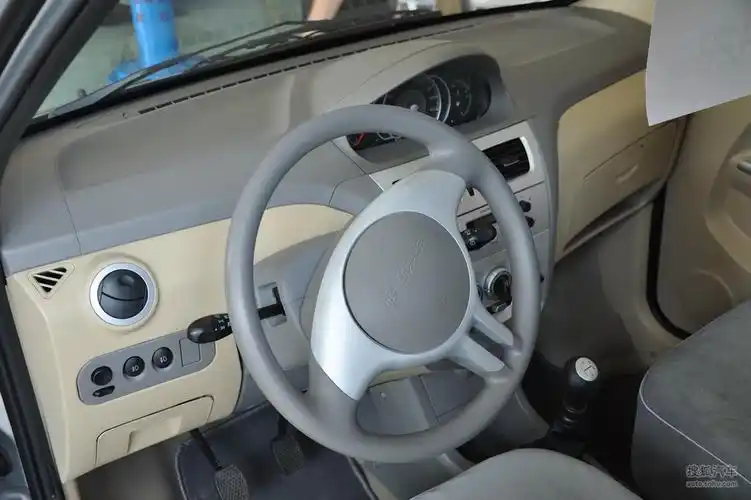 【 哈飞路宝灵动高清图片】_内饰_搜狐汽车网