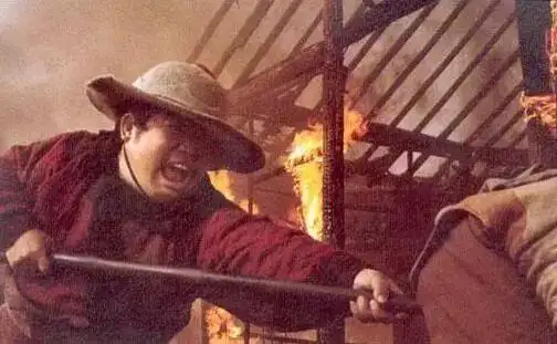 而且三人都参与了江州劫法场,属于白龙庙英雄小聚义的一分子,可以说