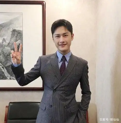 曾经"校园f4"之一的朱梓骁,今搭档女主播直播卖货,模样大变