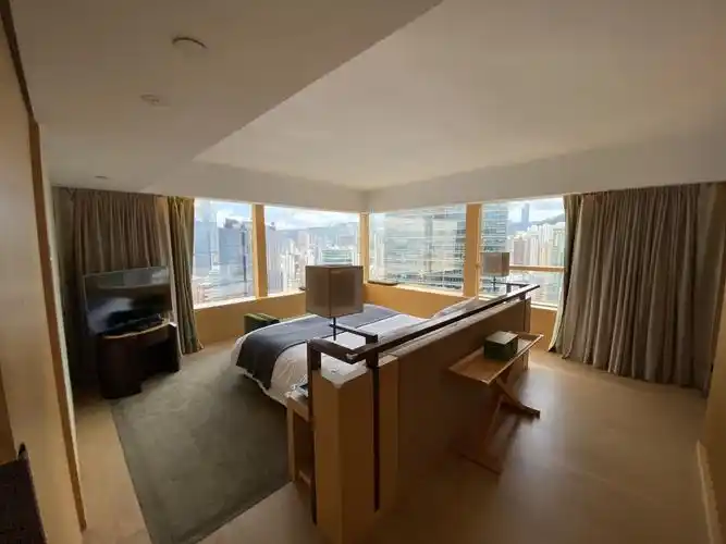 the upper house hk 香港奕居