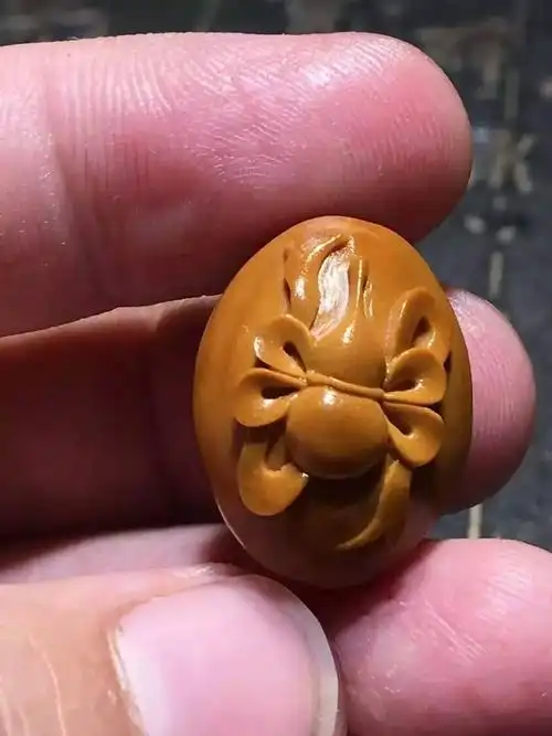 橄榄核单核雕刻