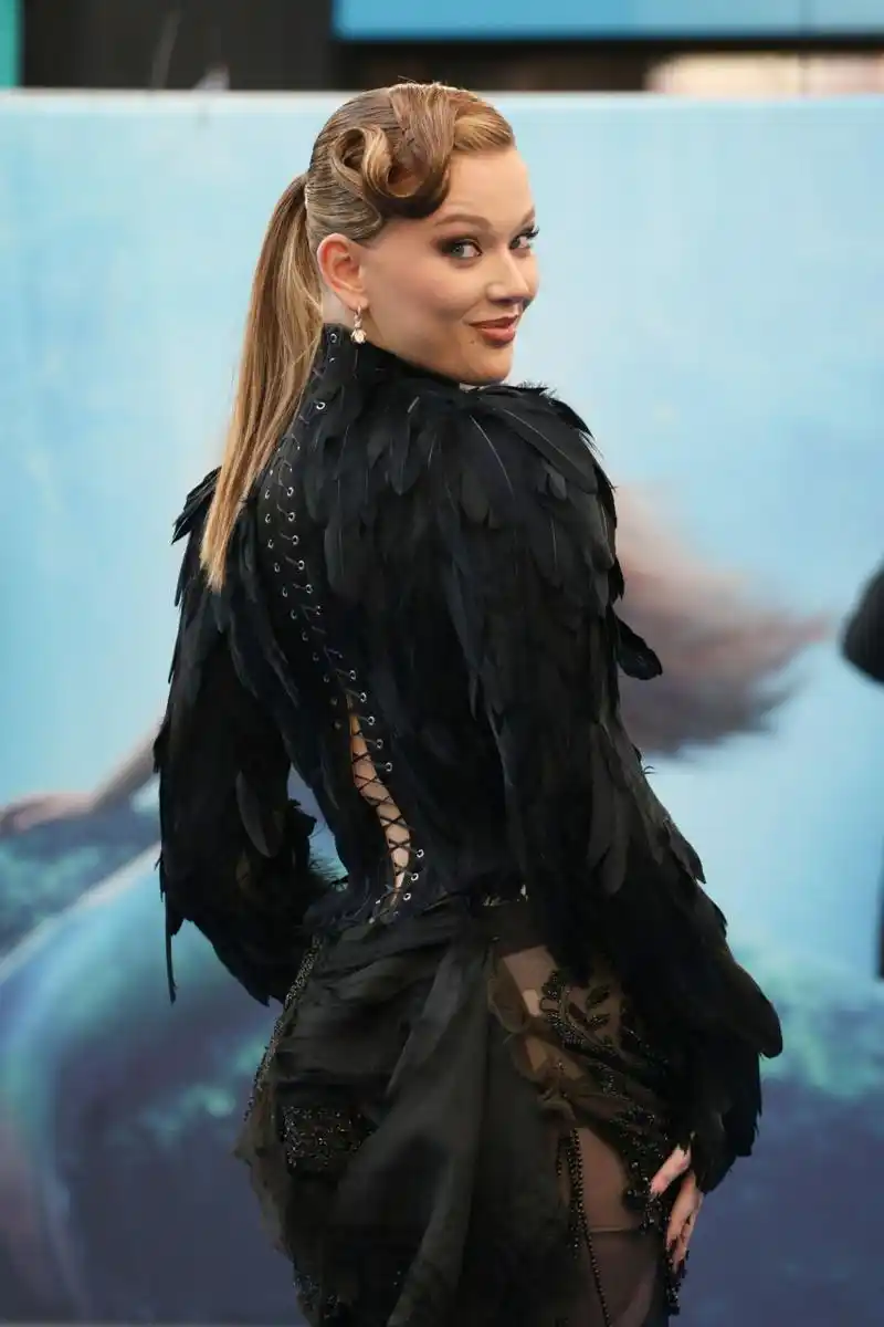 迪士尼《真人版小美人鱼》大反派乌苏拉由 jessica alexander 扮演,这