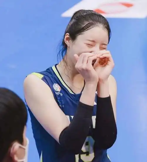 李多英(排球运动员李多英是渣女吗 背地里家暴丈