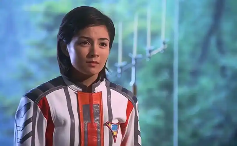 奥特曼:丽娜演员翻车,言论触碰底线,被奥迷拉入黑名单_腾讯新闻