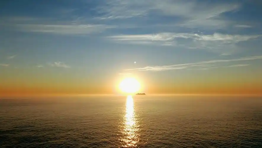 【美篇诗词大会】晨临海岸(原创)