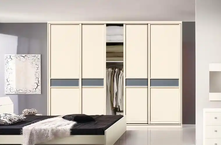 温馨米白色双开衣柜移门