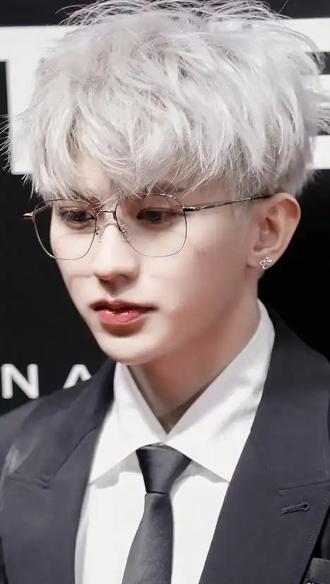 银发造型的男明星,看到这几位明星尝试银发的效果,每一位都扛不住.