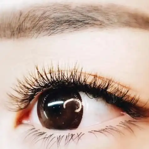 保护眼球的眼睫毛真的能通过剪眼睫毛变长吗? - 卡卡流行语网
