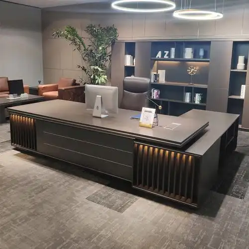 带灯董事长办公室老板桌办公桌简约现代大班