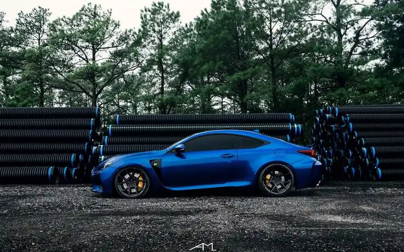 炫酷时尚跑车雷克萨斯rc高清桌面壁纸下载