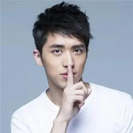 脸长的男生怎样选发型 合适长脸男生的刘海短发款式图 - 发型设计