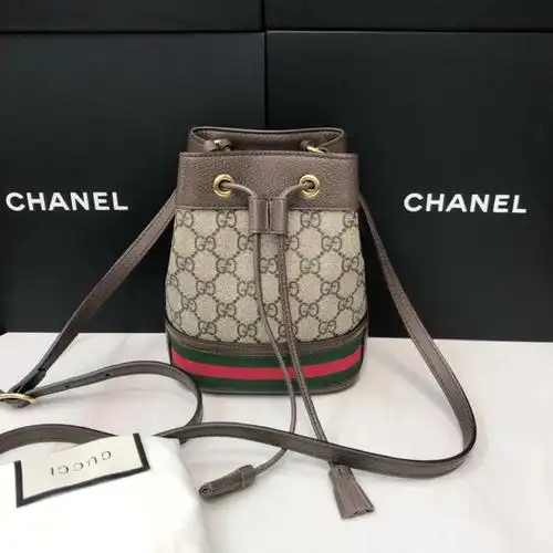 gucci古驰ophidia老花水桶包