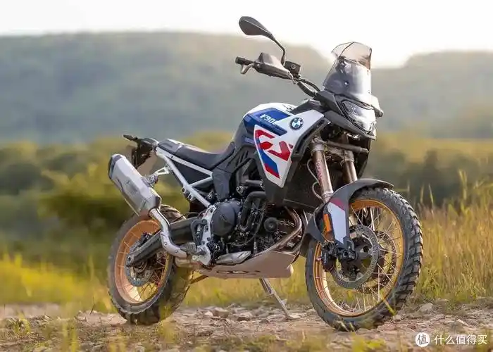 无钥匙骑行不仅可以让您在没有钥匙的情况下启动摩托车.