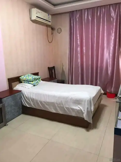 新市口附近宾馆房间出租,400元月,可月租.房东18912806543