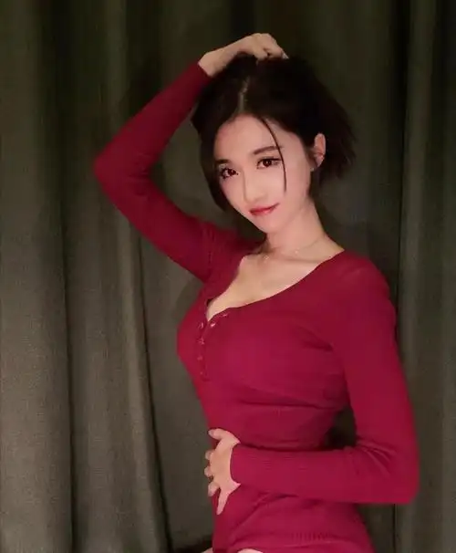 原创骚男心里苦轩子巨2兔忘记了骚男邀大叔上节目喊人家小哥哥