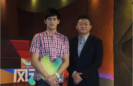 孙杨与央视主持人张斌