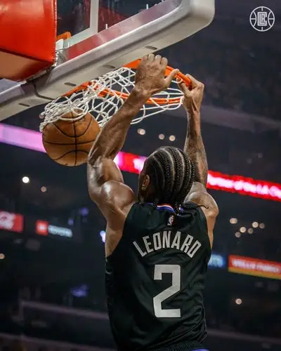 伦纳德首谈轮休表示身体状态渐佳麦迪抨击伦纳德没素质