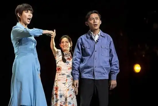 【图】暗恋桃花源汪涵剧本 首度公演话剧与青霞姐对戏引全场飙泪