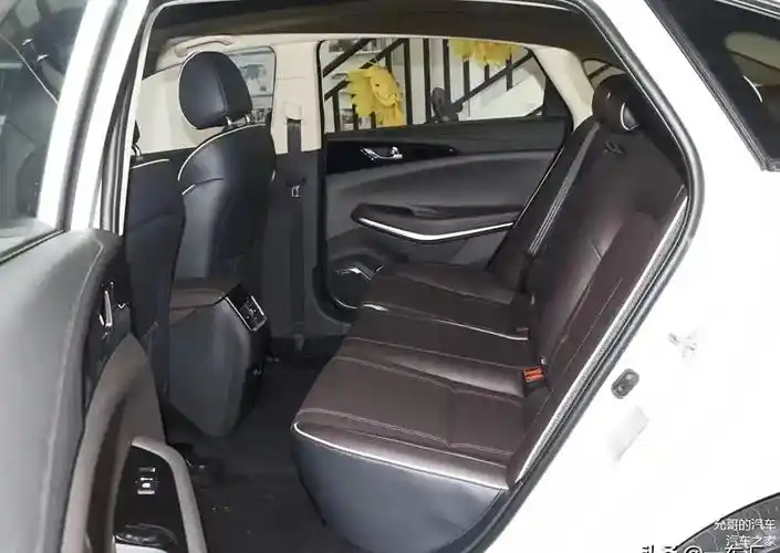 不到12万元长安睿骋cc,网友:这车性价比,在国内算高的吗
