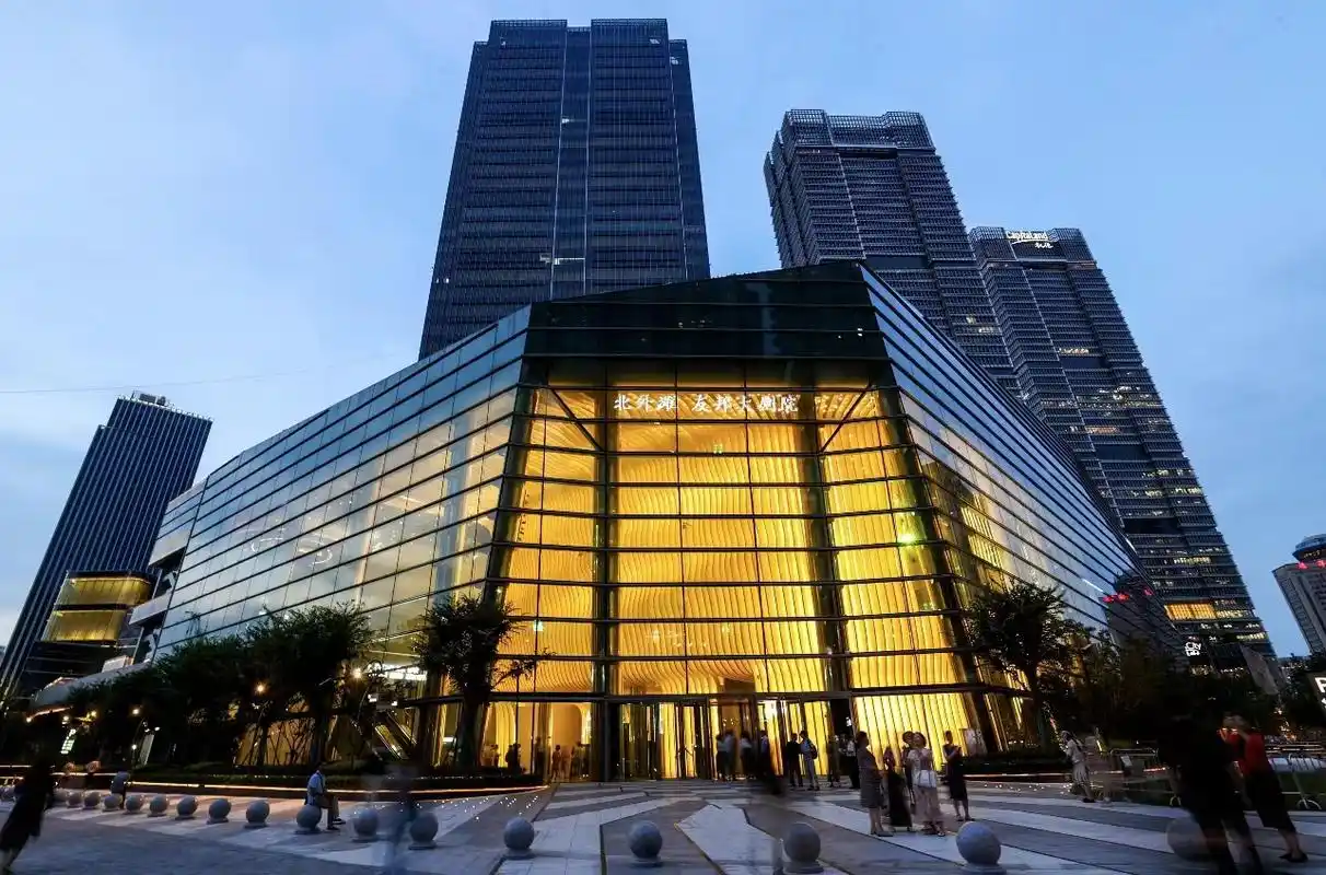 上海再添文化新地标北外滩艺术珍宝盒启用