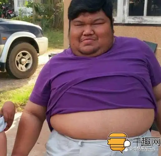 长腿美女跟丑男交往不帅但那优点超棒