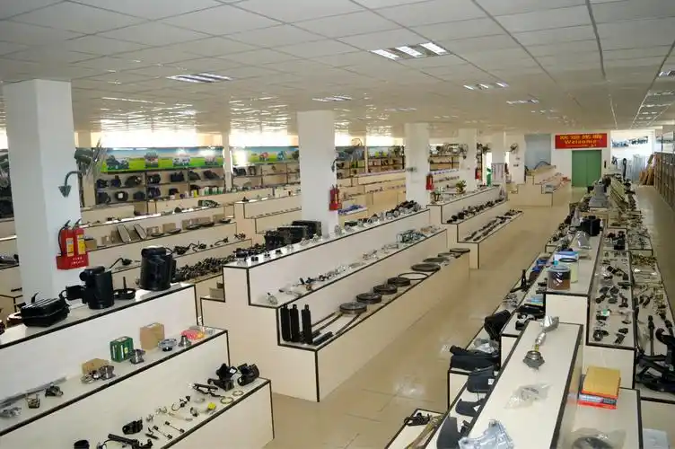 广州华铃供应五十铃货车配件nqr4hk1前桥